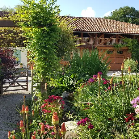 D'hotes St Jacques Adults Only Bed and breakfast Saint-Lizier