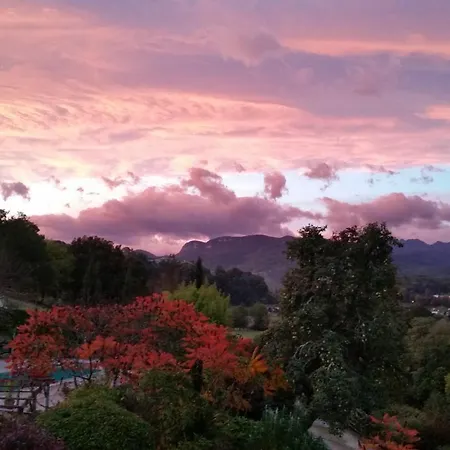 D'hotes St Jacques Adults Only Bed and breakfast Saint-Lizier